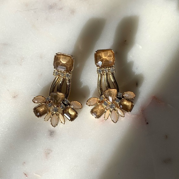 J Crew bold & gorgeous style earrings!! Neutral go with everything col… - Picture 2 of 8